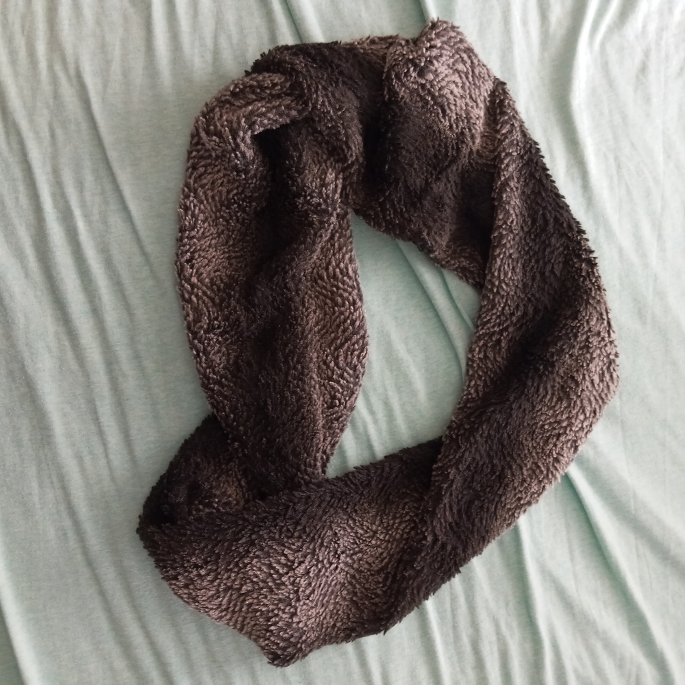 Black/Grey Faux Fur Scarf